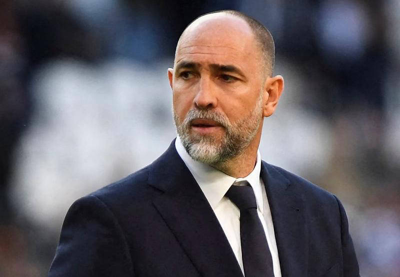 豪门换帅！齐达内拒绝回归，曼联因坎通纳改变命运