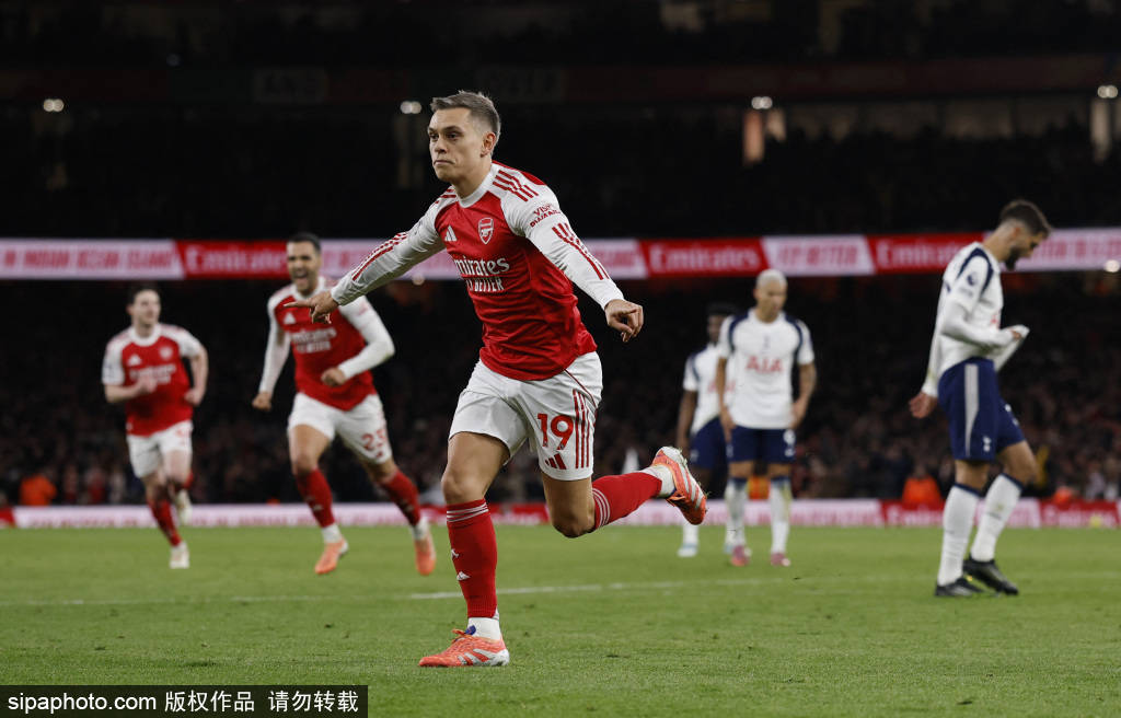 马杜埃凯：从批评到掌声的转变